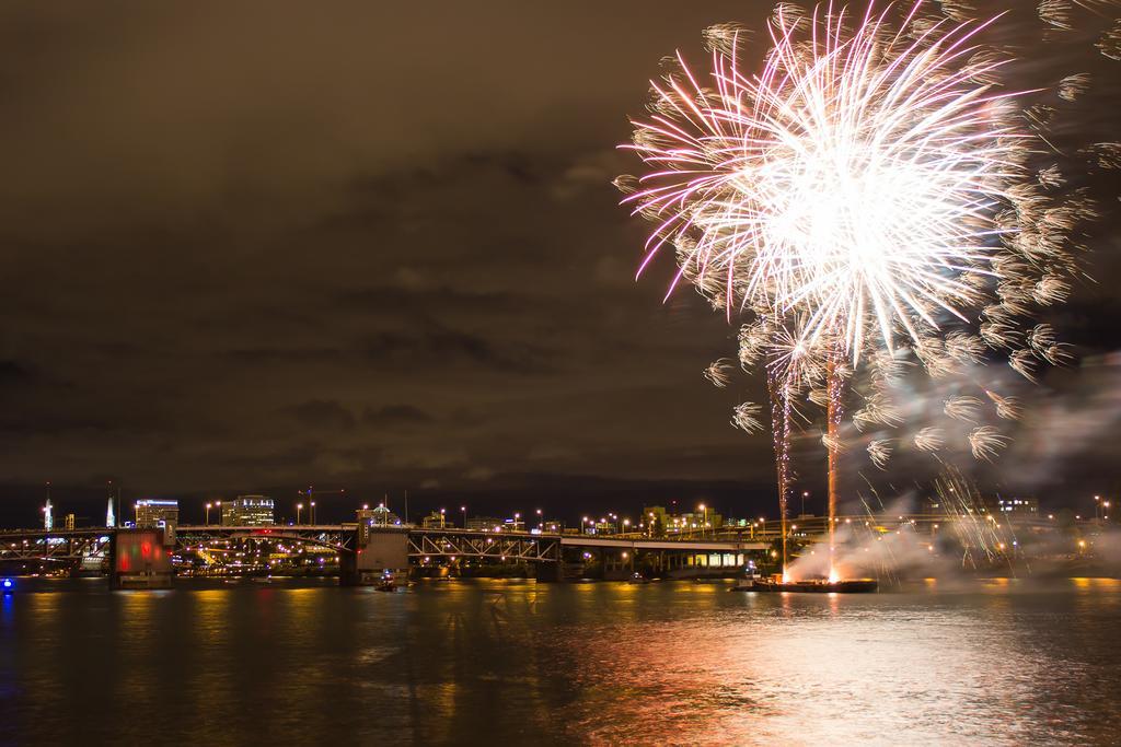 Holiday Inn Portland - Columbia Riverfront By Ihg מראה חיצוני תמונה
