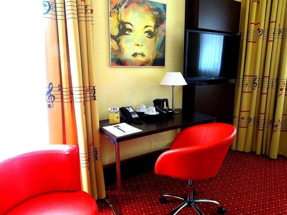 Holiday Inn Portland - Columbia Riverfront By Ihg מראה חיצוני תמונה